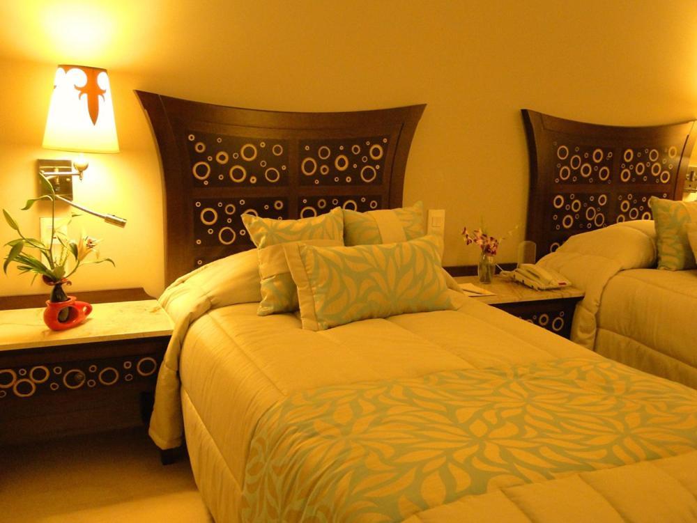 Sai Palace Hotel Мумбаи Экстерьер фото